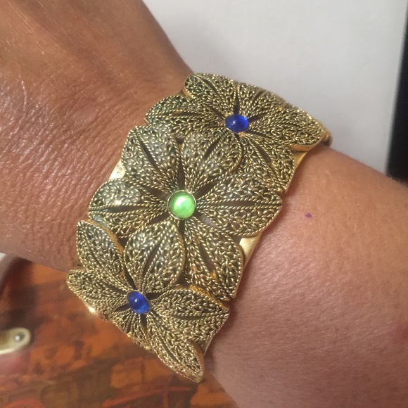 Nolan Miller Filigree Flower Cuff Clamper Bangle - Picture 5 of 8